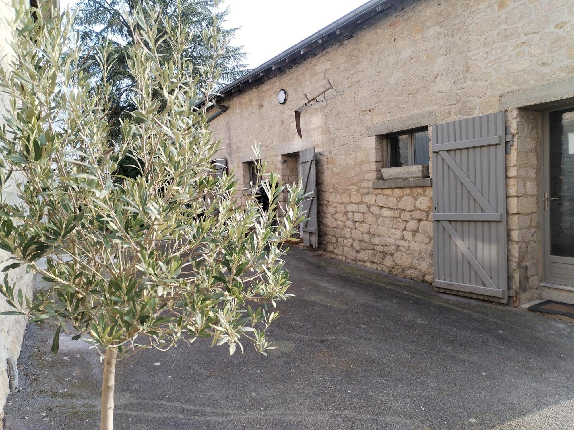 Hedoniste 1 Villa Herpy-l'Arlesienne Bagian luar foto